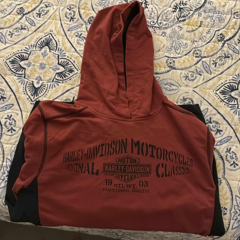 Men’s Harley Davidson sweatshirt